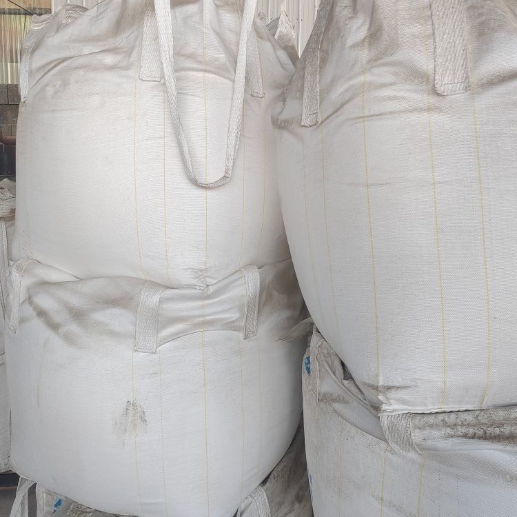 Adhesivos de resina fenólica a base de agua para la fundición de resinas de fundición EINECS no 500-005-2